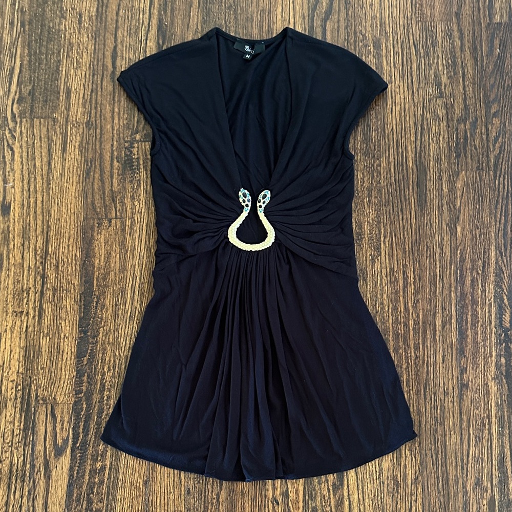 Flattering Sky Brand Black Top Size Medium